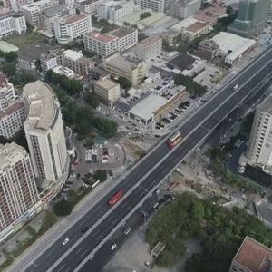 黄河路四路口改造  周边区域交通管制